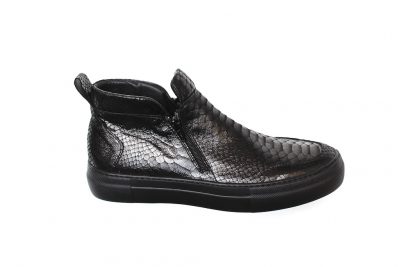 Polacco da donna in pelle stampata nera con cerniere € 139,90