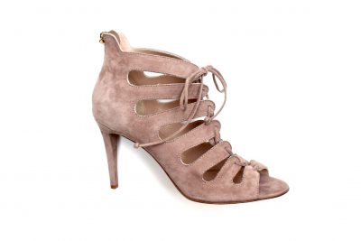 Sandalo con lacci in camoscio cipria tacco 10 cm € 169,90