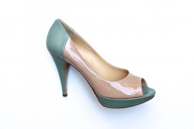 Scollata multicolor con platò aperta in punta tacco 10 cm € 149,90