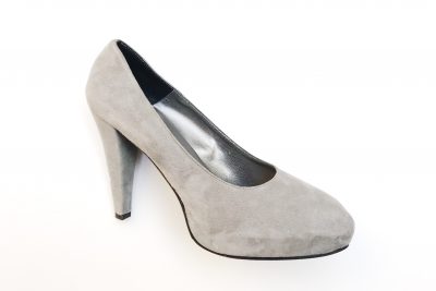 Decollètè da donna con plató in camoscio grigio tacco 10 cm € 99,90