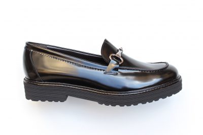 Mocassino da donna con accessorio in saffiano nero € 179,90