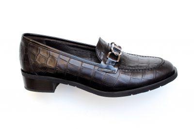 Mocassino da donna in pelle pitonata nera € 179,90
