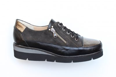Sneaker da donna con cerniera in pelle e camoscio € 149,90