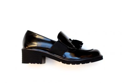 Pantofola da donna con nappine in pelle abrasivata nera tacco 5 cm € 179,90