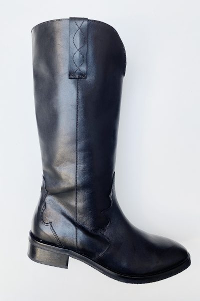 Stivale da donna in pelle nera € 189,90