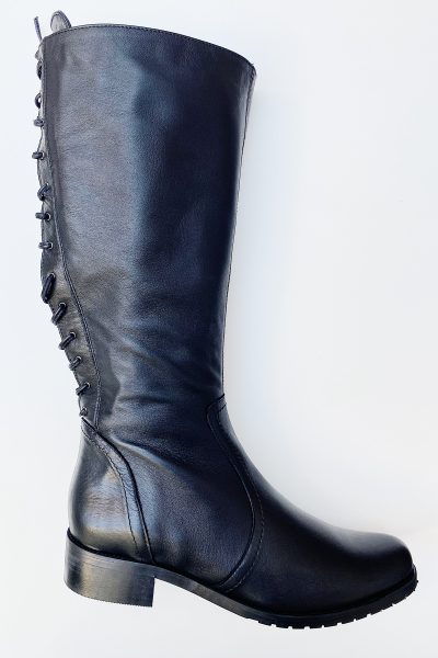 Stivale da donna in pelle nera € 199,90