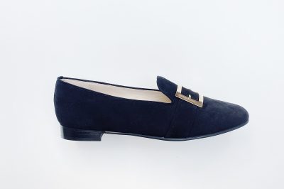 Mocassino da donna in camoscio nero con fibbia € 149,90