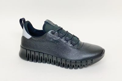 Sneaker in pelle nera € 179,90