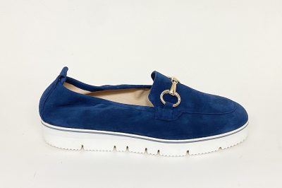 Mocassino con morsetto da donna in camoscio blu € 165,00