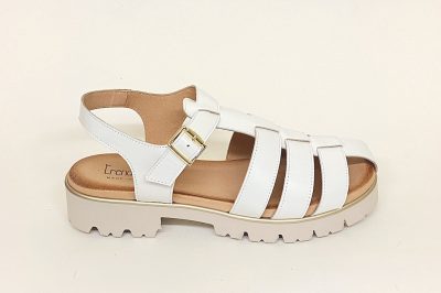 Sandalo da donna in pelle bianca  € 105,00