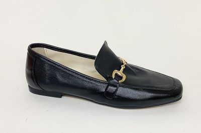 Mocassino da donna in pelle nera € 139,90
