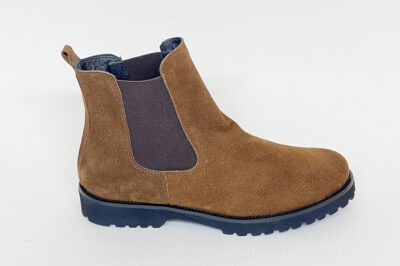 Stivaletto da donna con elastici in camoscio marrone € 169,90