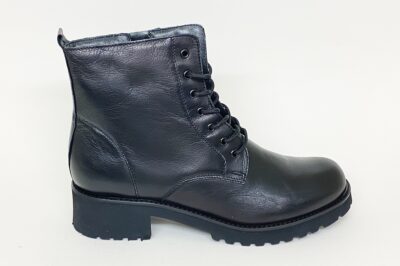 Biker da donna in pelle nera € 169,90