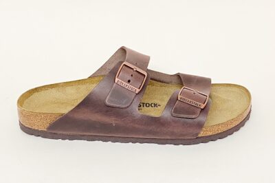 Pianella Birkenstock Arizona da uomo in pelle ingrassata marrone € 120,00