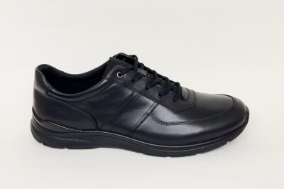 Sneaker da uomo misure grandi in pelle nera fodera goretex € 159,90
