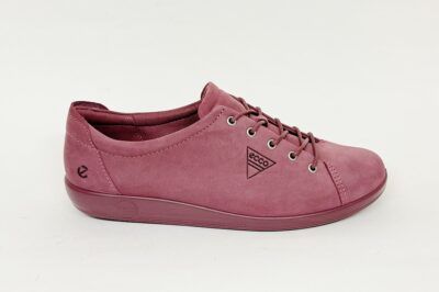 Sneaker da donna in nabuk bordeaux € 119,90