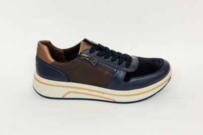 Sneaker da donna in pelle e camoscio blu e marrone € 130,00