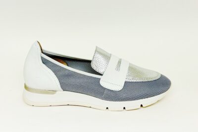 Mocassino da donna in tessuto e pelle grigia e ghiaccio € 169,90