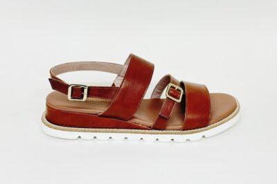 Sandalo da donna con fasce e fibbia in pelle cuoio € 119,90