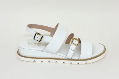 Sandalo da donna con fasce e fibbia in pelle bianca € 119,90
