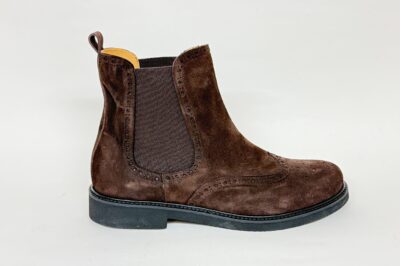 Stivaletto wilson da donna con elastici in camoscio testa di moro € 159,90