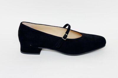 Scollata con cinturino in camoscio nero tacco 3 cm € 159,90