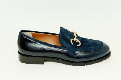 Mocassino da donna in camoscio e pelle blu € 169,90